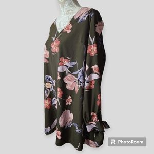 Francesca’s Miami Moss Green/Pink Long Peep Sleeve floral dress size medium